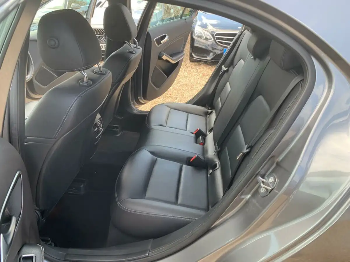 2018-mercedes-benz-a-class-15d-a180d-sport-109ps-premiumss-hatchback-5d-7g-dct-big-33