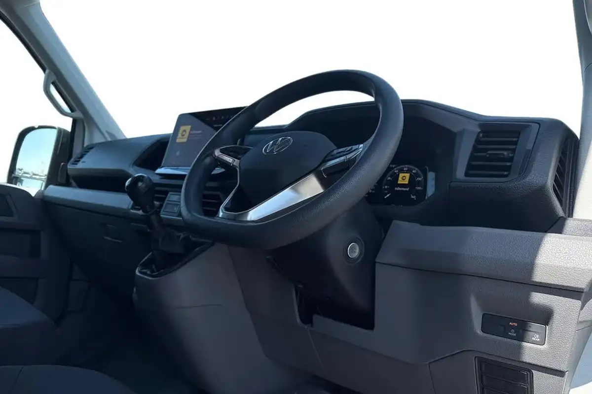 2024-volkswagen-crafter-20tdi-cr35-lwb-commerce-plus-140pseu6d-big-12