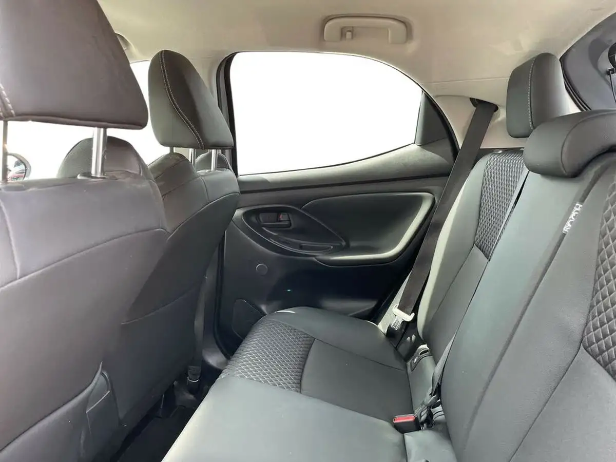 2022-mazda-mazda2-15-select-big-10