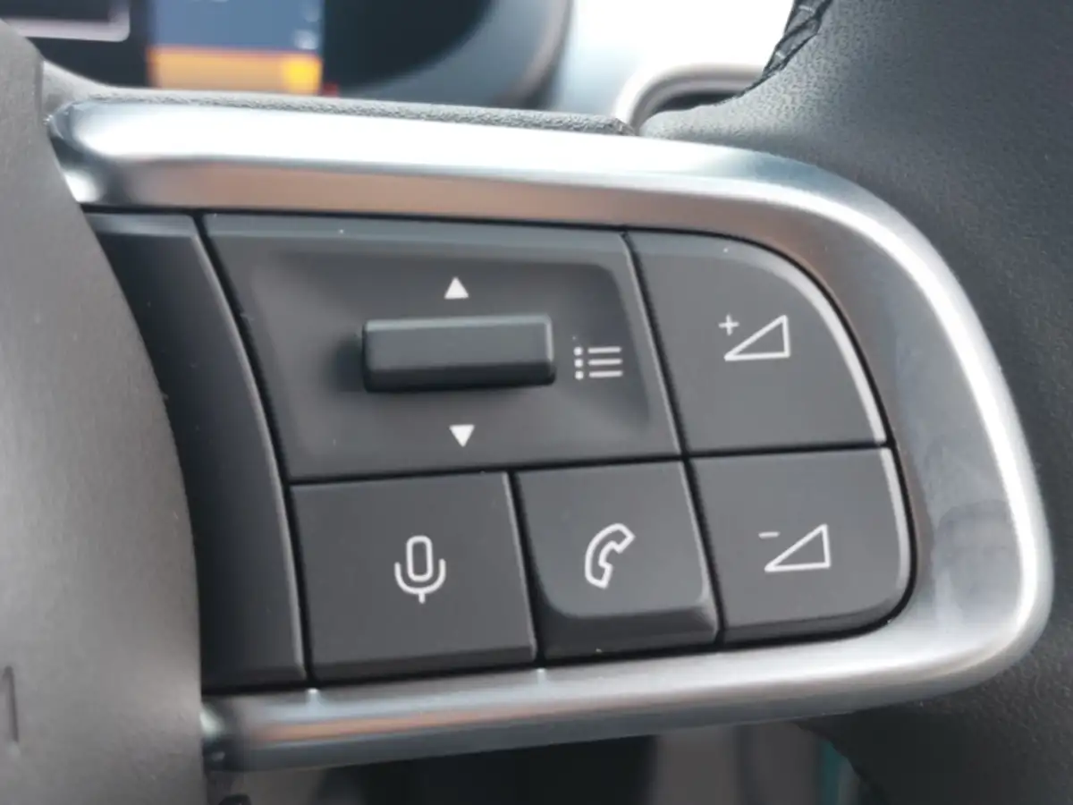 2025-jeep-avenger-12-gse-summit-big-12