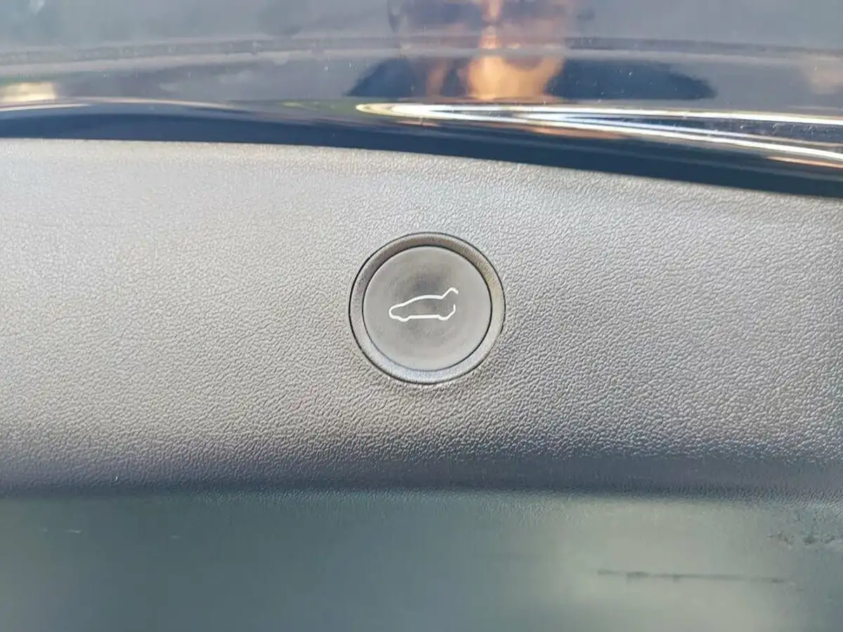 2021-tesla-model-3-e-long-range-4x4-big-30