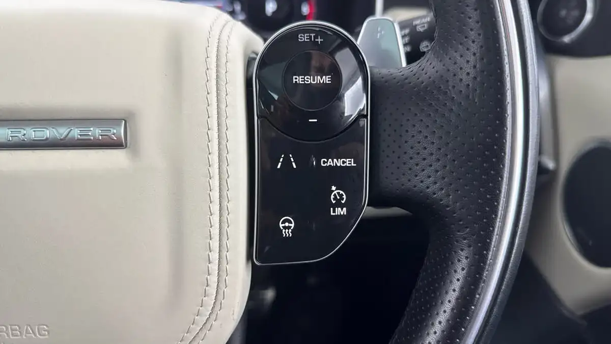 2021-land-rover-range-rover-sport-30-d300-hse-silver-big-22
