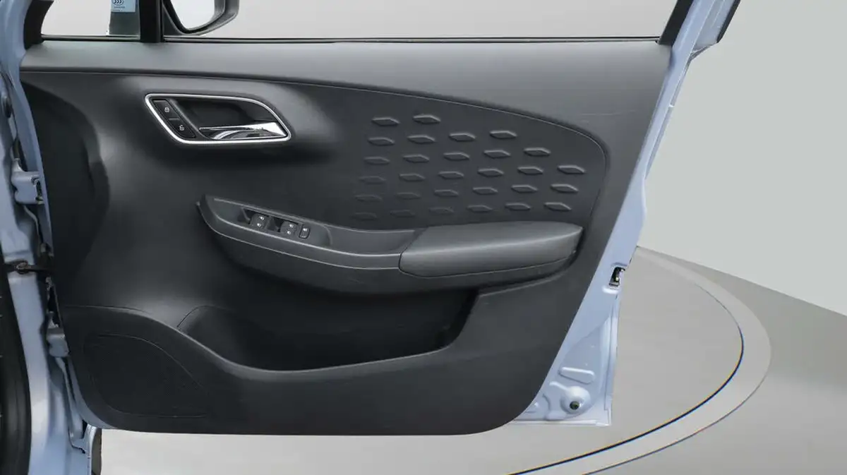 2023-mg-mg3-15-vti-tech-exclusive-nav-big-15
