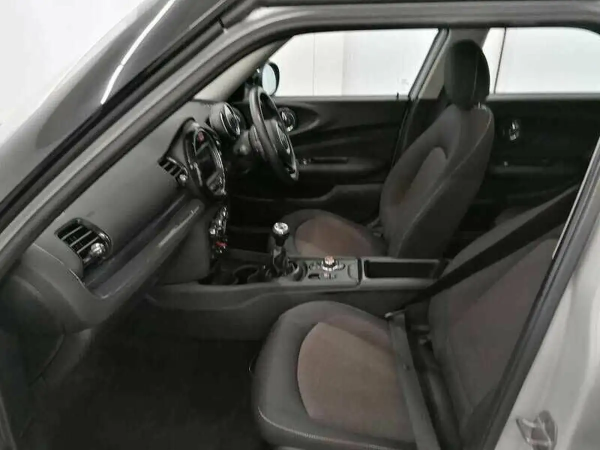 2018-mini-clubman-15-cooper-big-18