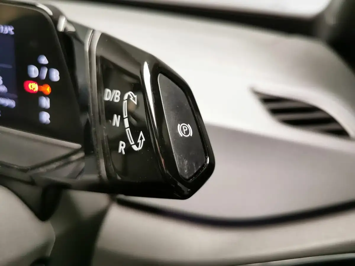 2021-volkswagen-id3-e-life-204ps-58kwh-pro-performance-big-21