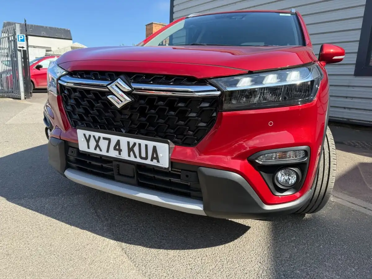 2024-suzuki-s-cross-14-boosterjet-motion-big-3