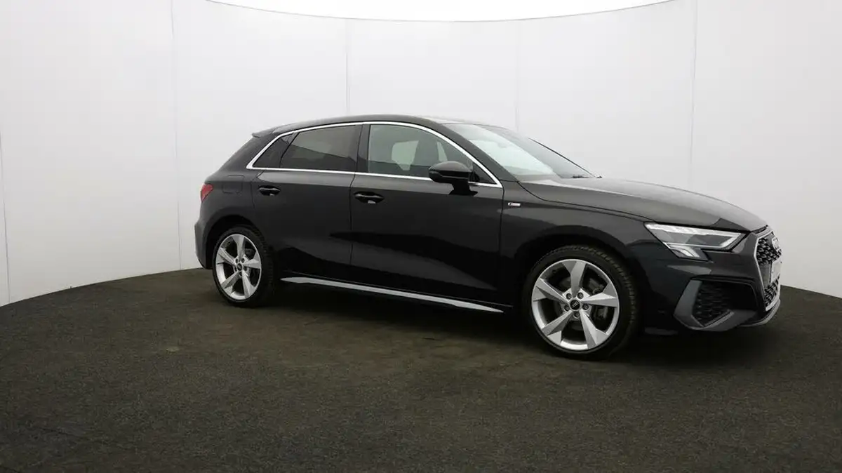 2021-audi-a3-14-40-tfsi-e-s-line-big-48