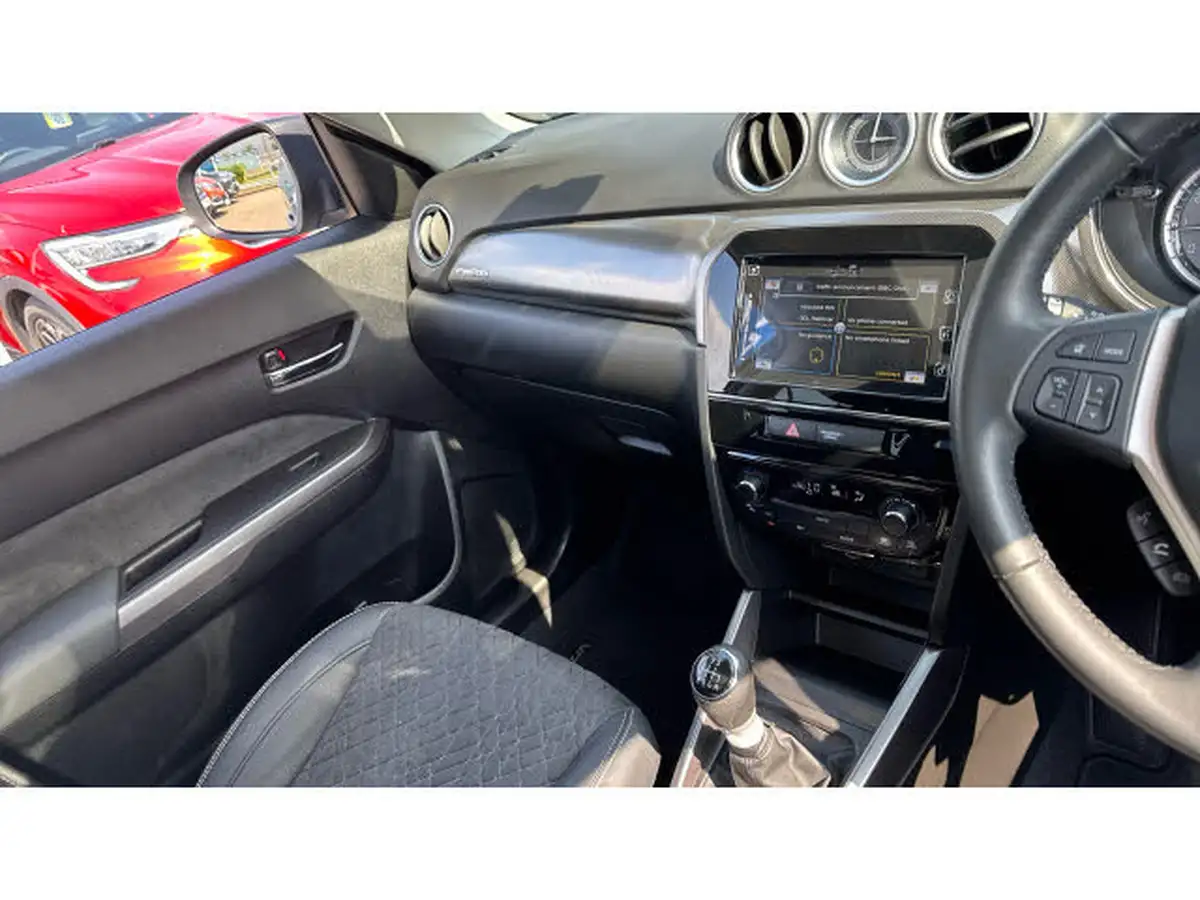 2021-suzuki-vitara-14-boosterjet-sz5-allgrip-big-13