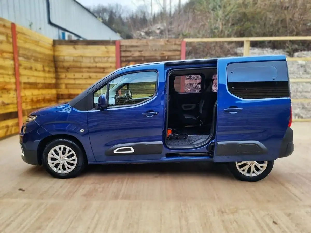 2019-citroen-berlingo-15bluehdi-feel-m-size-130ps-eat8-big-8
