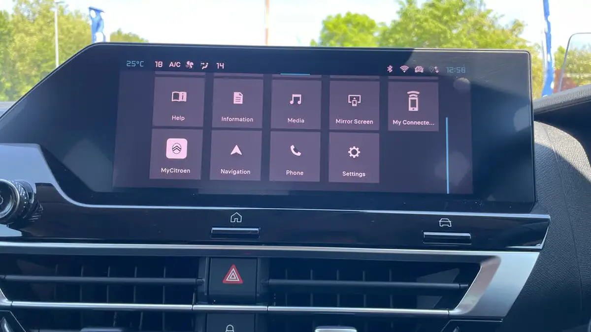 2024-citroen-c4-x-12-puretech-max-130ps-ss-eat8-big-52