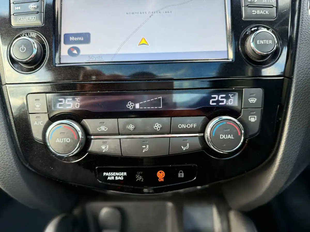 2015-nissan-qashqai-16dci-tekna-xtronic-cvt-big-61