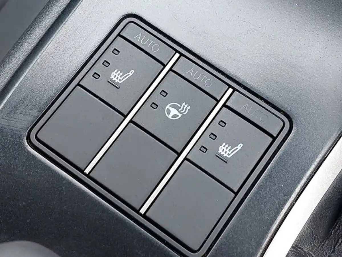 2022-lexus-ux-250h-20-f-sport-premium-plus-pack-big-13