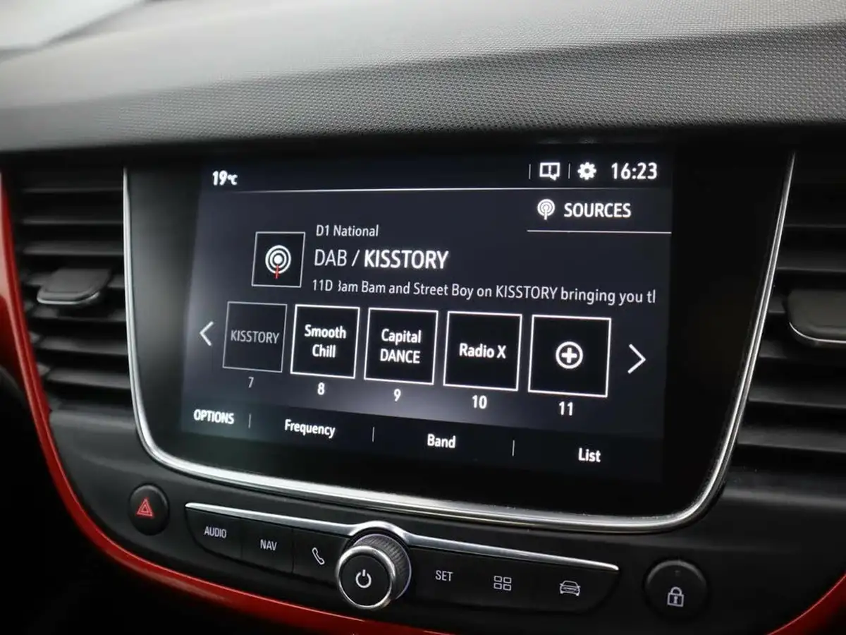 2022-vauxhall-crossland-12-gs-line-130ps-auto-big-18