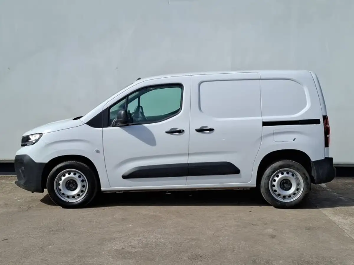 2024-peugeot-partner-15-bluehdi-professional-100pseu6d-big-3