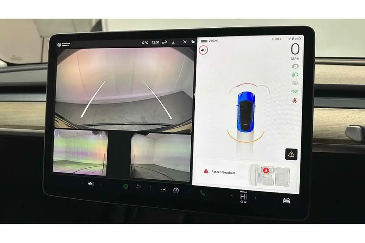 2022-tesla-model-y-e-long-range-big-41