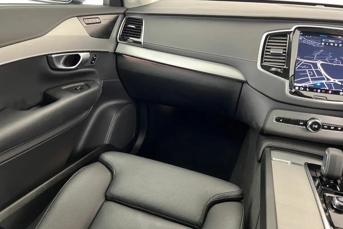 2024-volvo-xc90-20-t8-plus-big-30