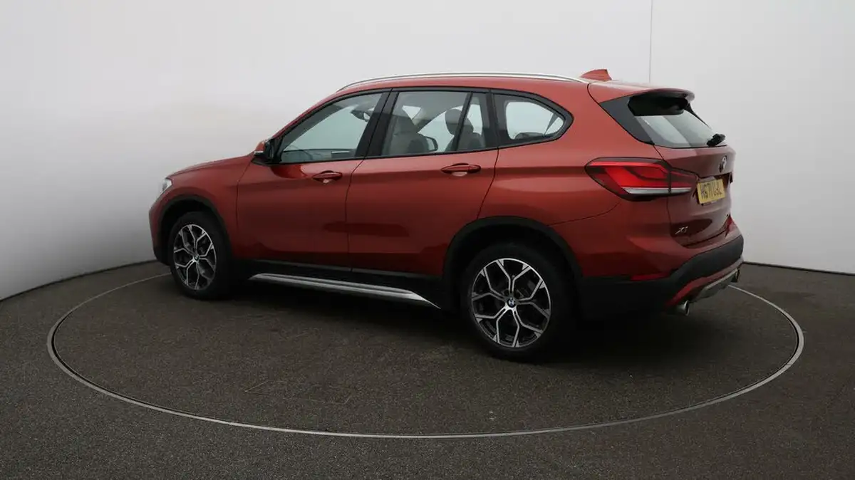 2021-bmw-x1-20-xdrive20i-xline-big-36