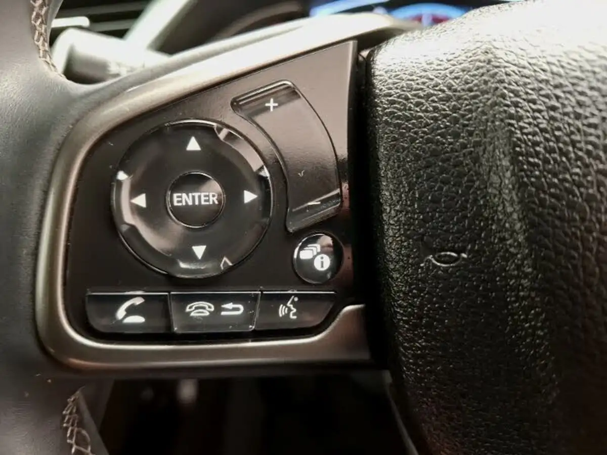 2021-honda-civic-15-vtec-turbo-sport-ss-big-15