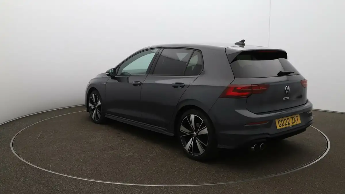 2022-volkswagen-golf-20tdi-gtd-big-63