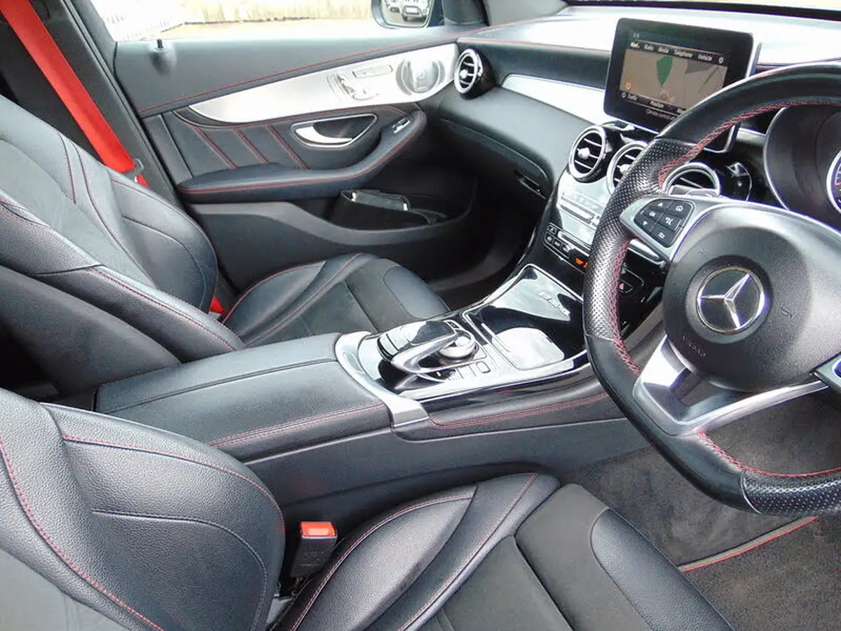 2017-mercedes-benz-glc-class-30-glc-amg-43-premium-plusss-station-wagon-5d-big-21