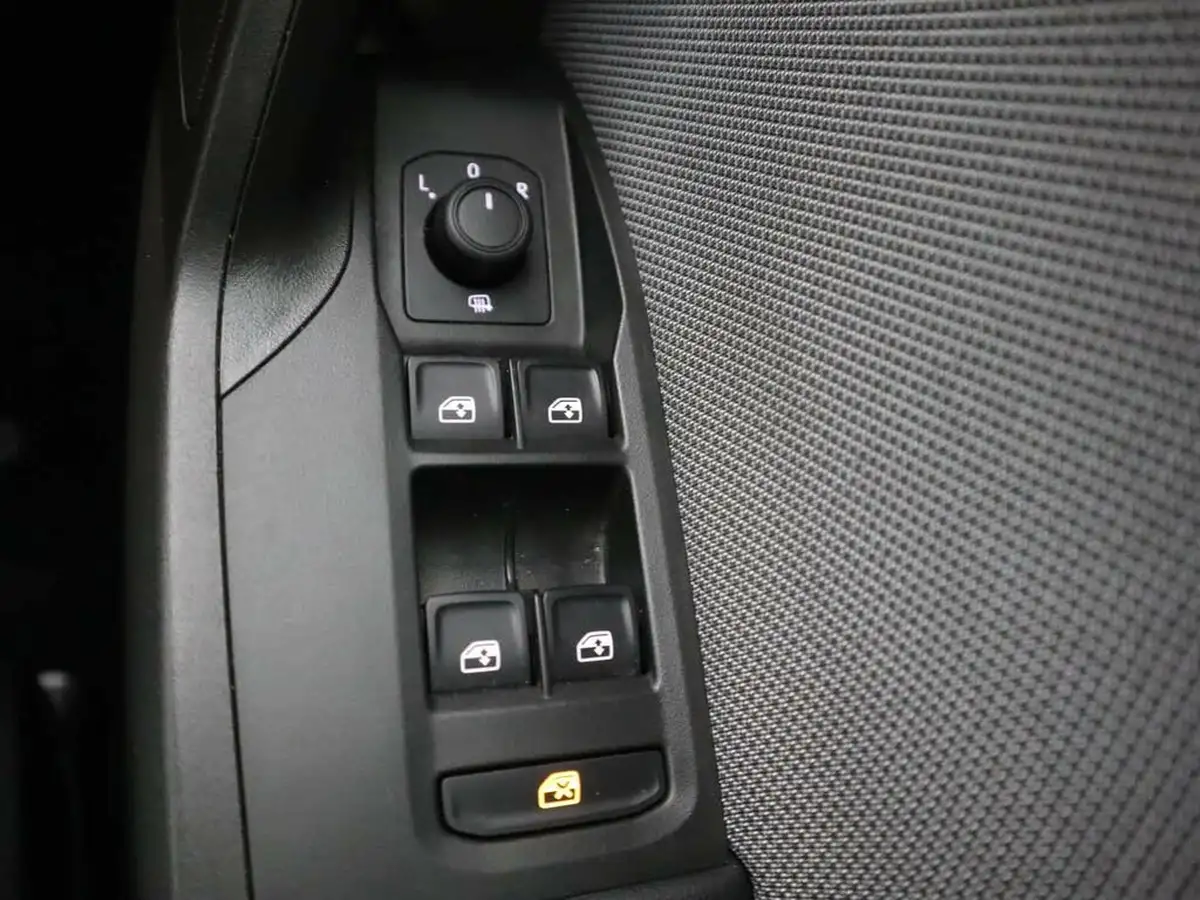 2024-seat-leon-big-24