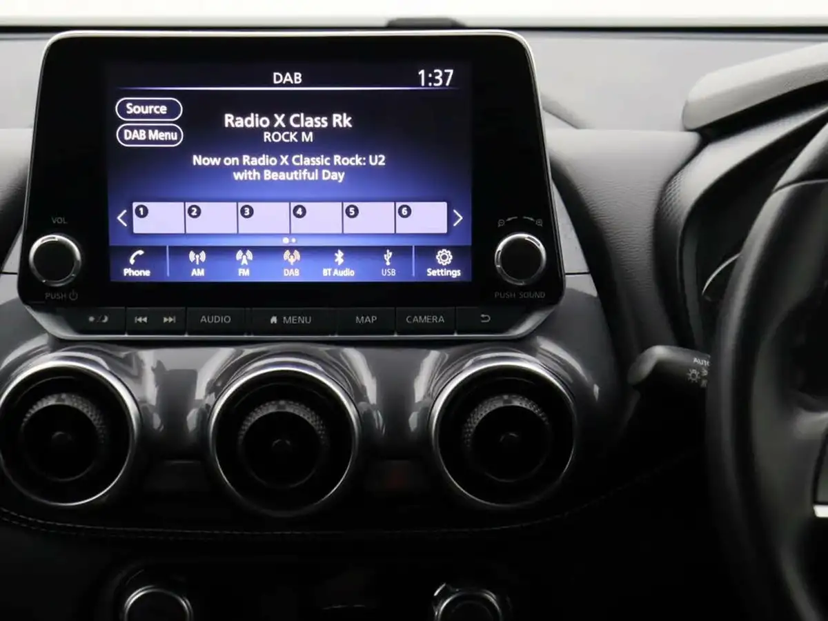 2023-nissan-juke-10-dig-t-n-connecta-big-6