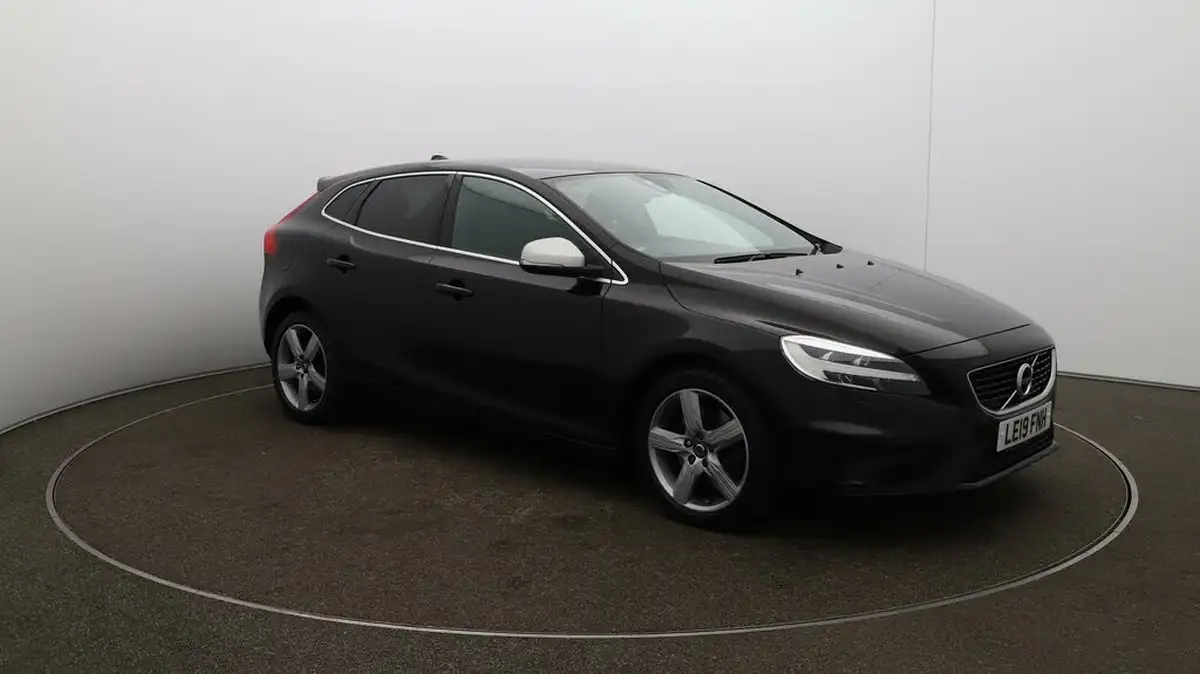 2019-volvo-v40-20td-d3-r-design-nav-plus-geartronic-big-44