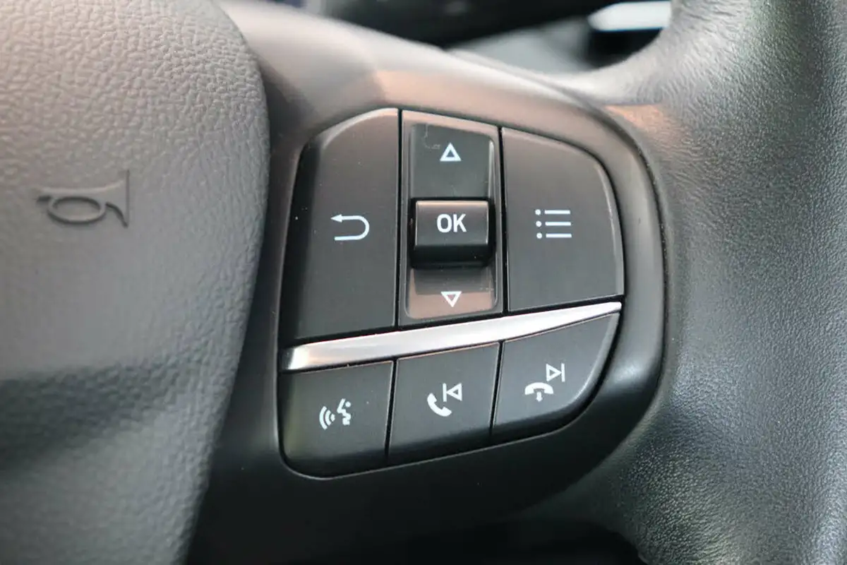 2019-ford-focus-10t-titanium-ss-hatchback-big-69