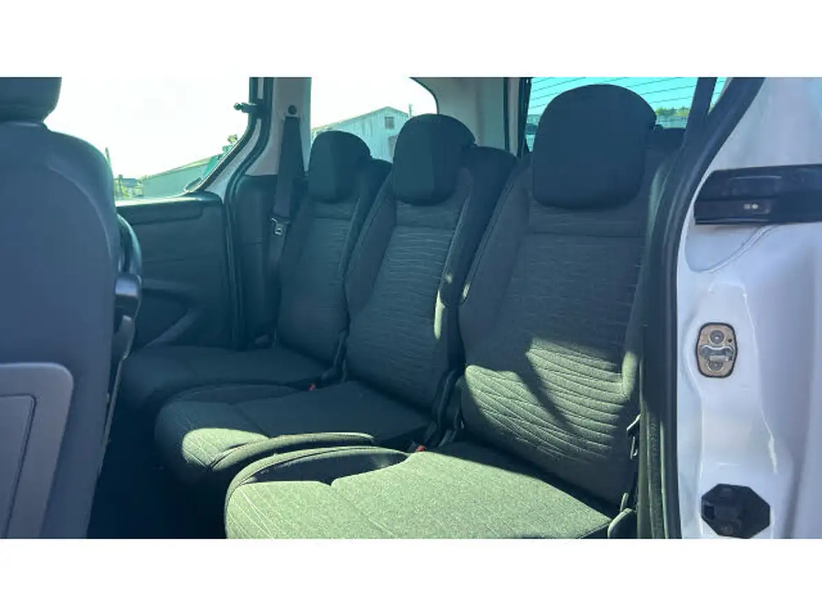 2016-citroen-berlingo-16bluehdi-multispace-flair-102ps-ss-etg6-big-15