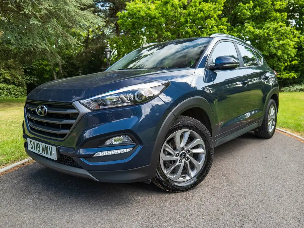 2018-hyundai-tucson-17crdi-blue-drive-se-nav-116ps-big-21