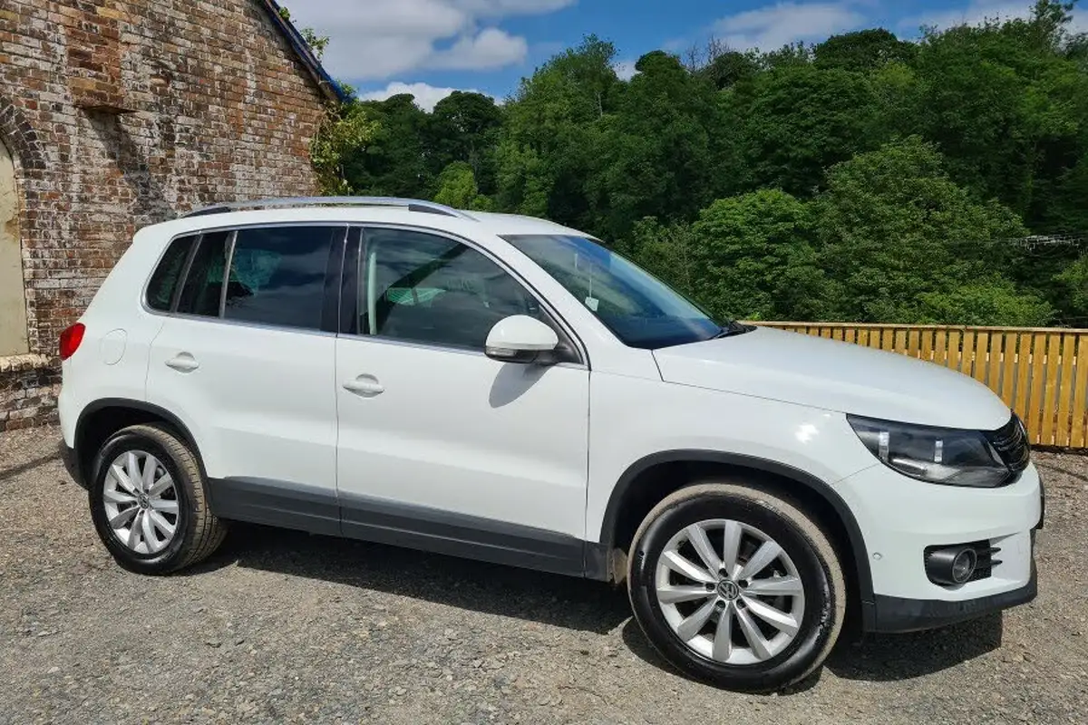 2013-volkswagen-tiguan-big-0