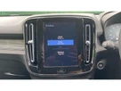 2022-volvo-xc40-15-t4-r-design-small-31
