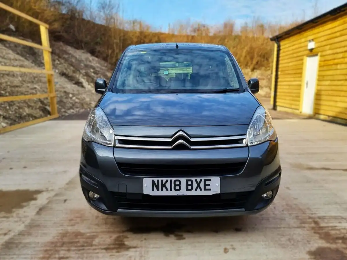 2018-citroen-berlingo-16bluehdi-multispace-feel-102ps-ss-etg6-big-13