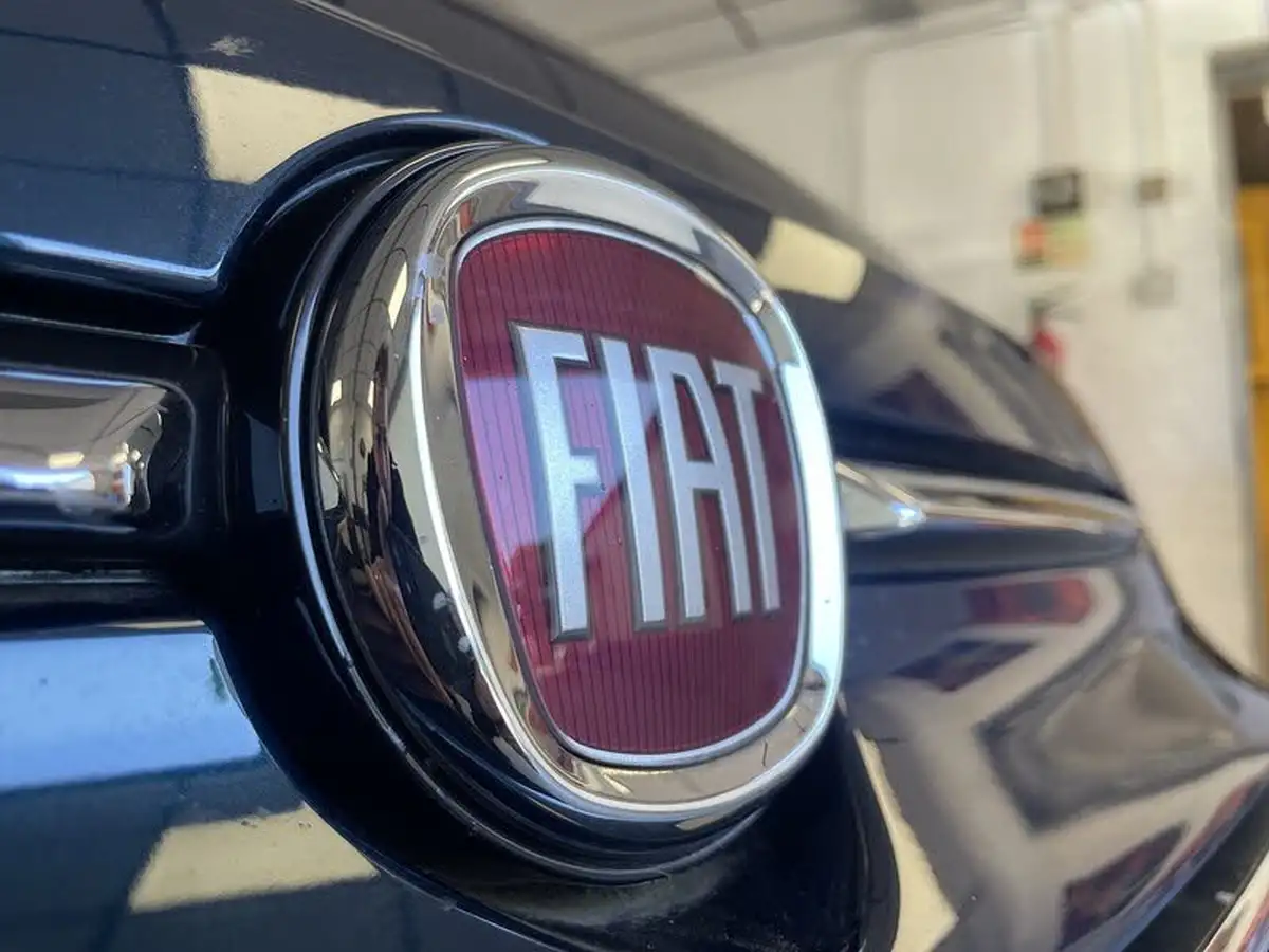 2016-fiat-500-12-lounge-dualogic-big-21