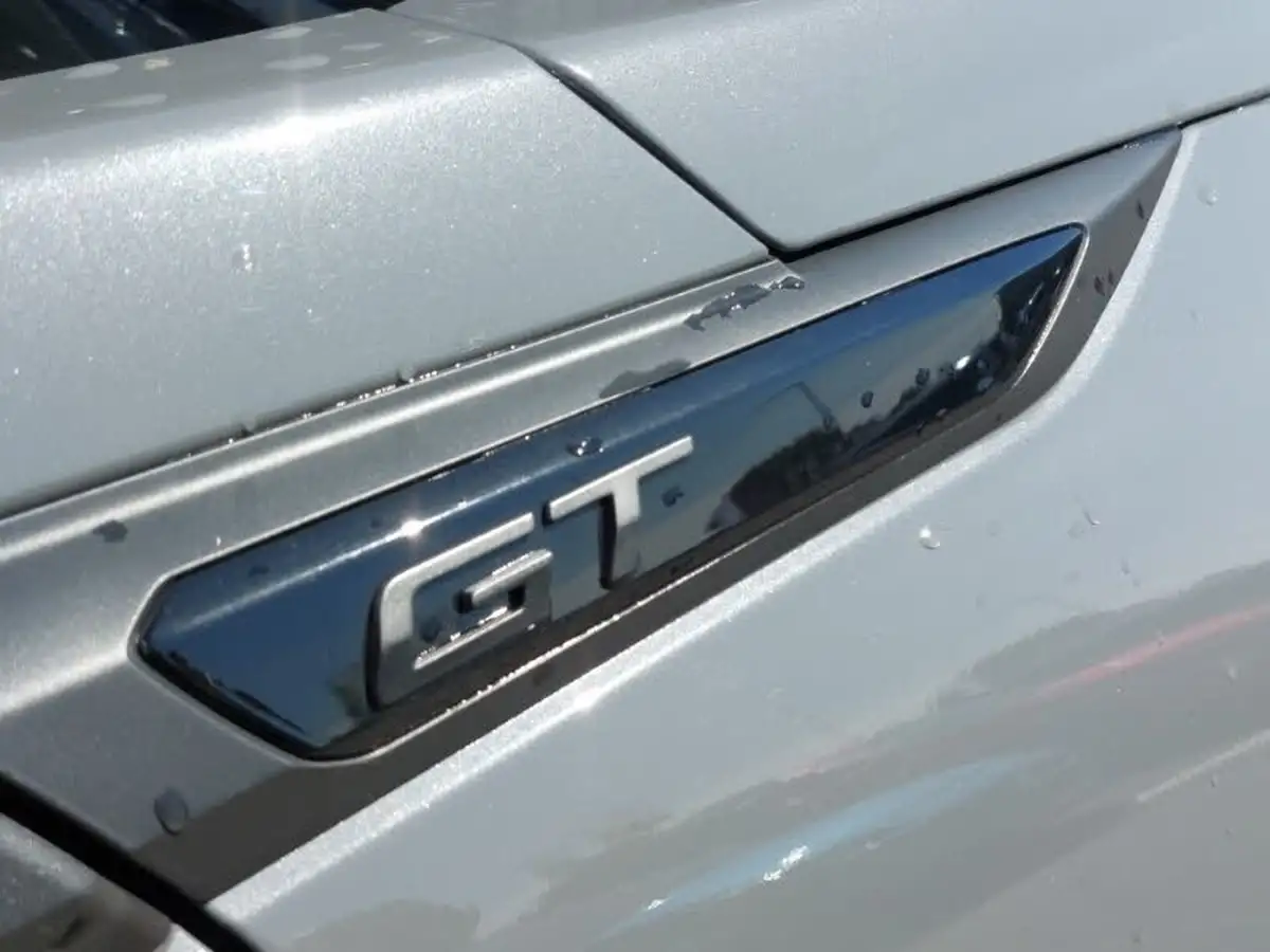 2024-peugeot-2008-suv-12-puretech-gt-130ps-eat8-big-11