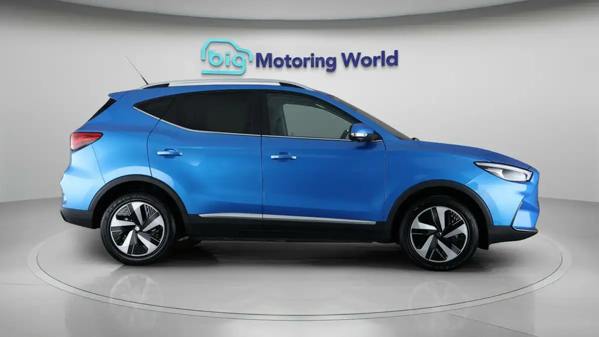 2023-mg-zs-suv-e-trophy-connect-ev-176ps-big-8