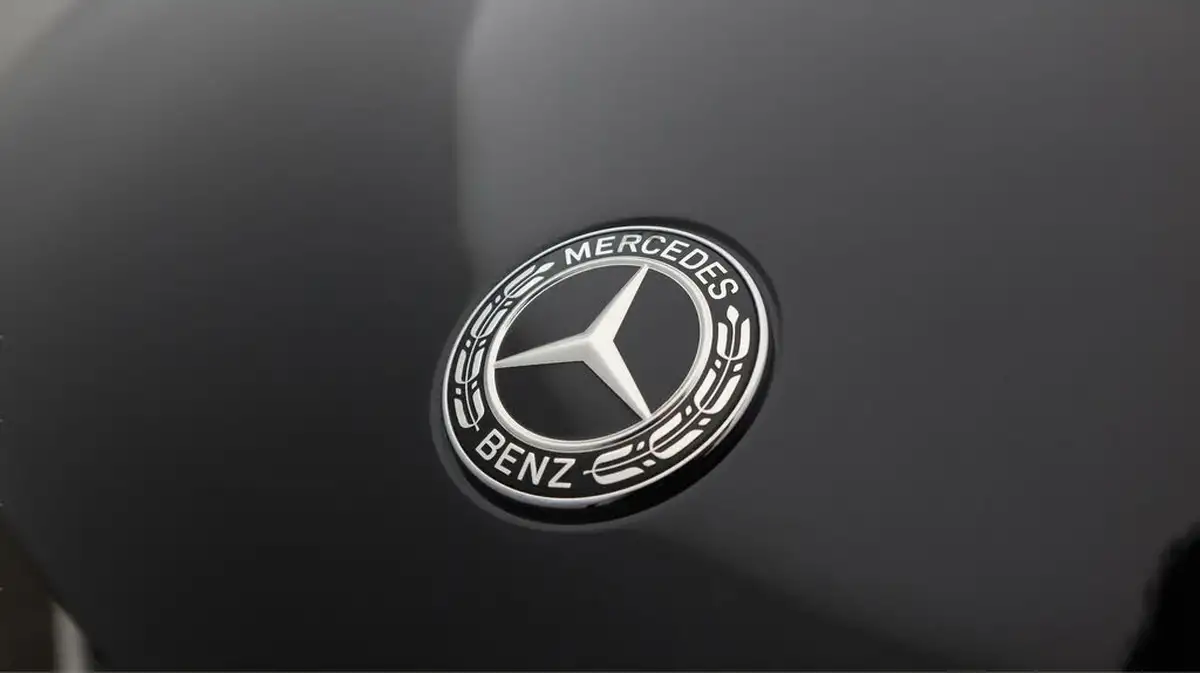 2020-mercedes-benz-cla-13-cla-180-amg-line-premium-coupe-4d-big-20