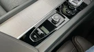 2024-volvo-xc60-20-b5-ultra-black-edition-small-11