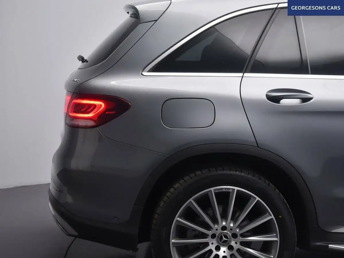 2022-mercedes-benz-glc-class-20-glc300-amg-line-premium-towing-station-wagon-5d-1991cc-big-13