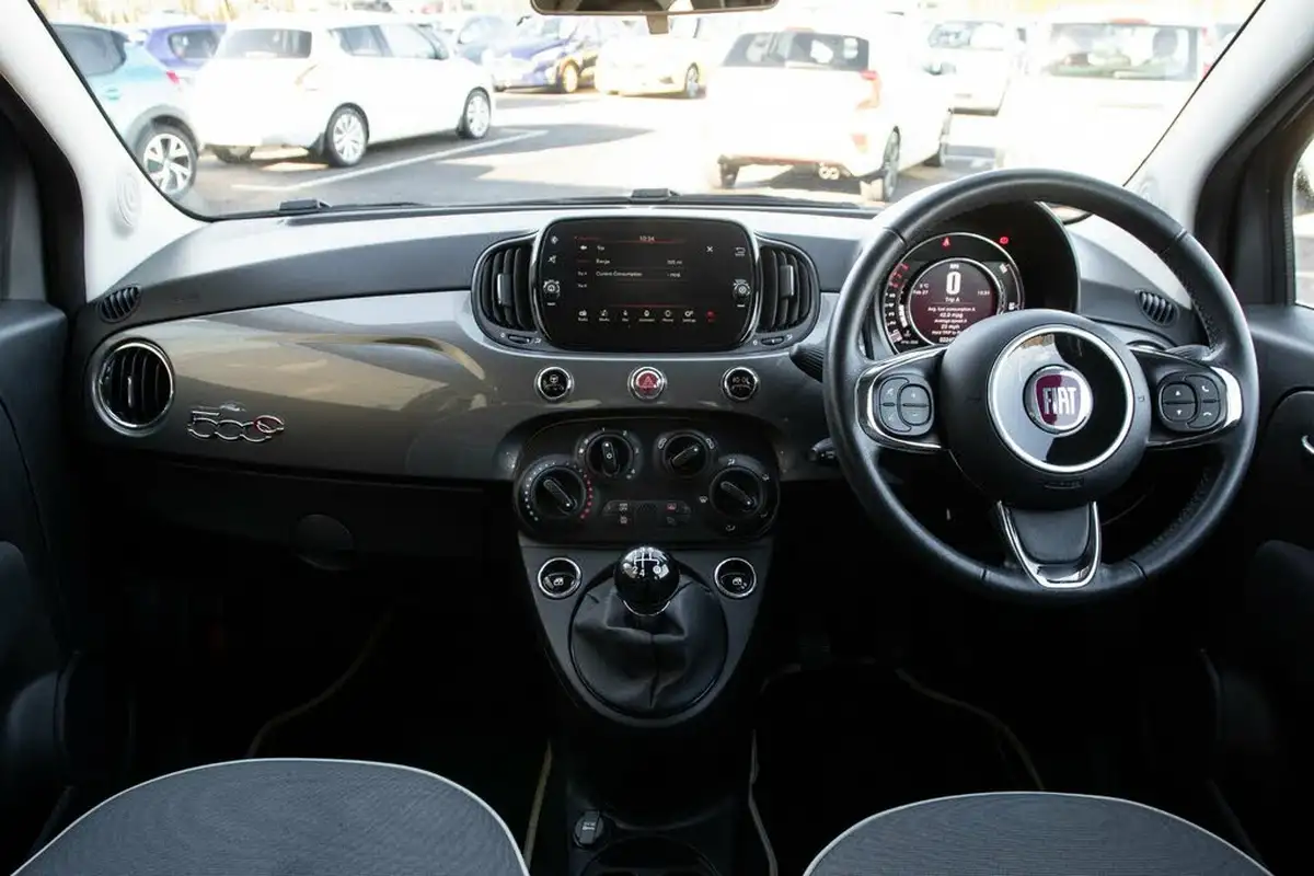 2019-fiat-500c-12-lounge-ss-big-12