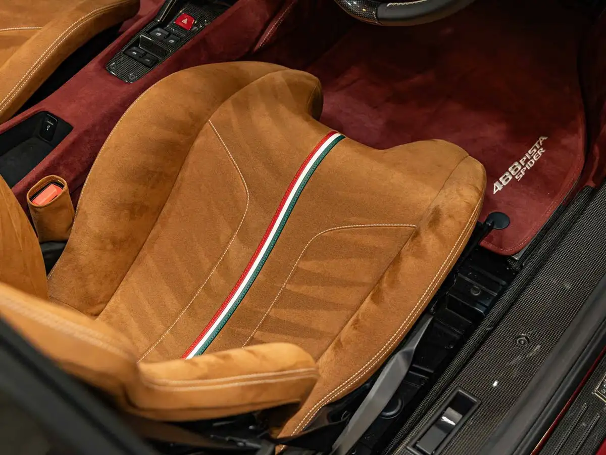 2020-ferrari-488-39-488-spider-big-12