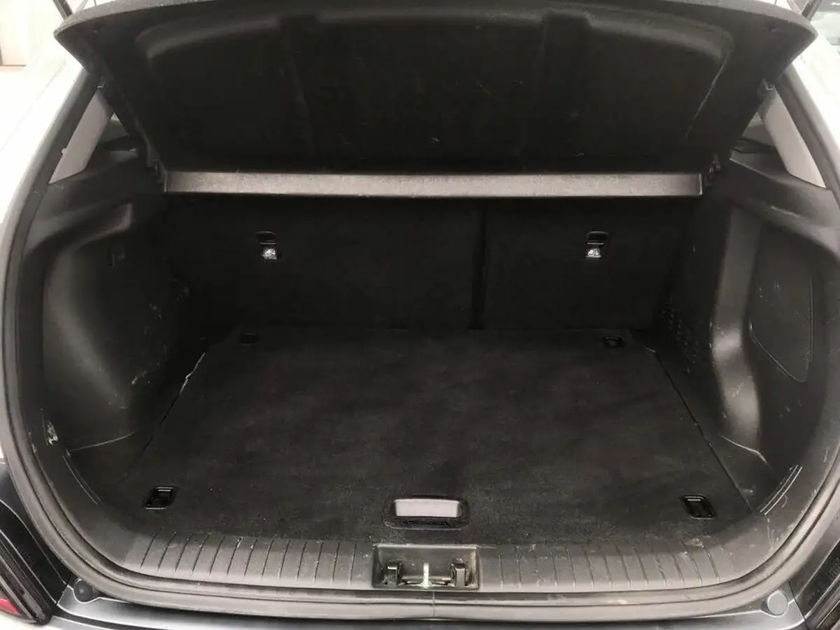 2022-hyundai-kona-10-t-gdi-premium-big-11