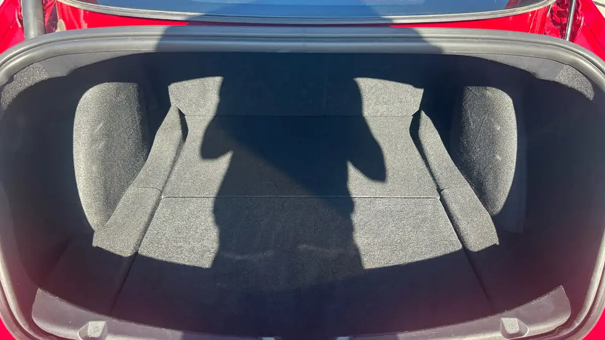 2020-tesla-model-3-e-long-range-big-9