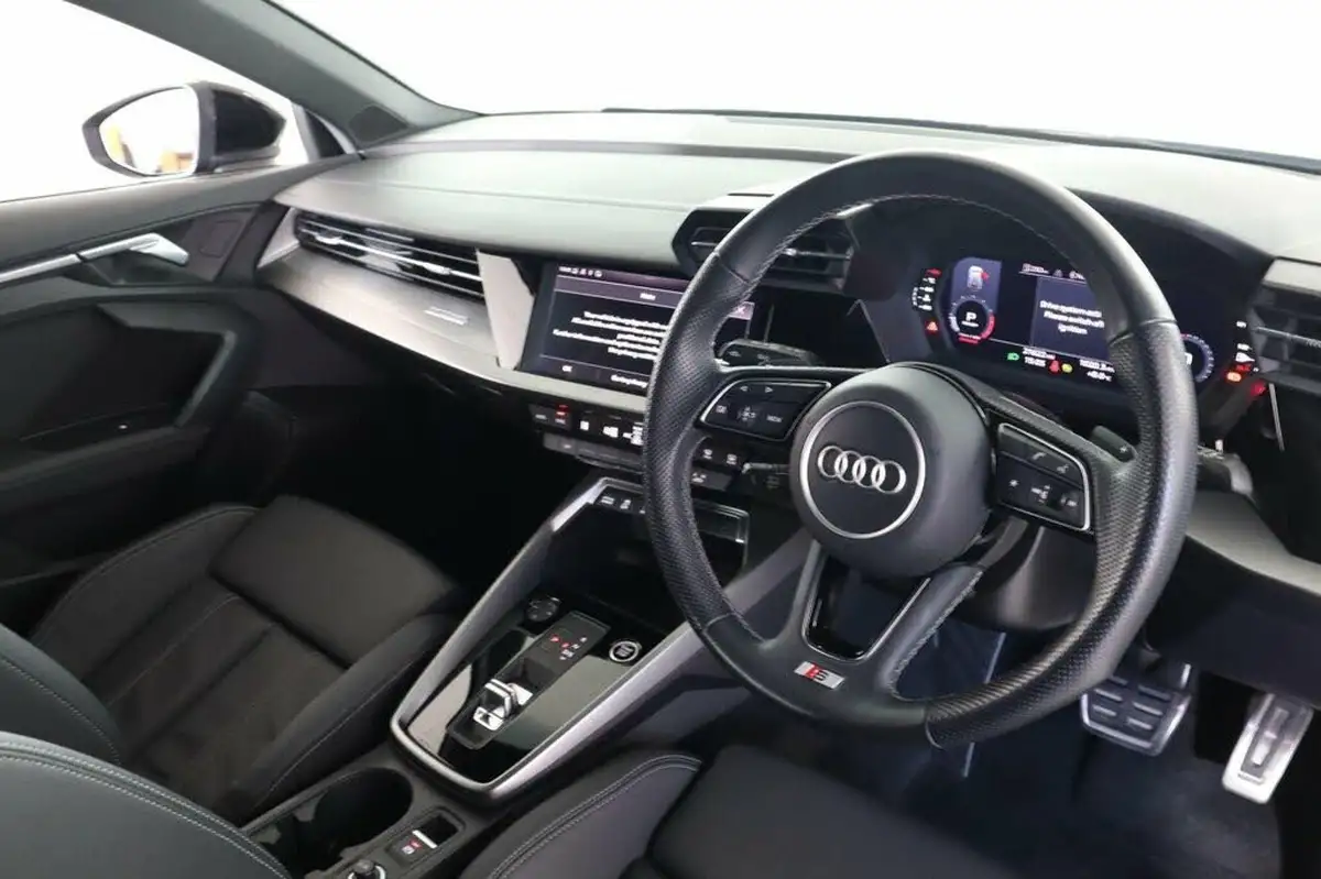 2022-audi-a3-15-35-tfsi-s-line-sportback-5d-tronic-big-11