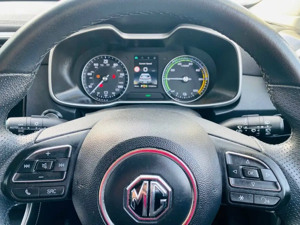2020-mg-zs-suv-e-excite-ev-big-13