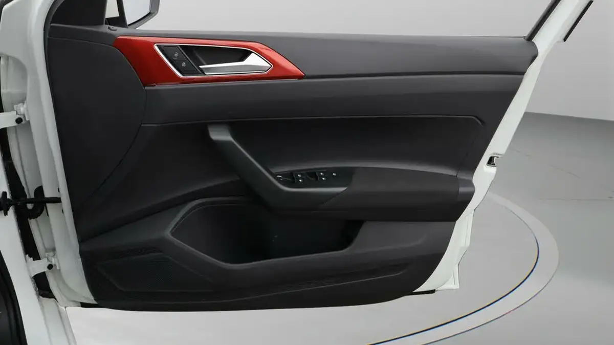 2023-volkswagen-polo-big-14