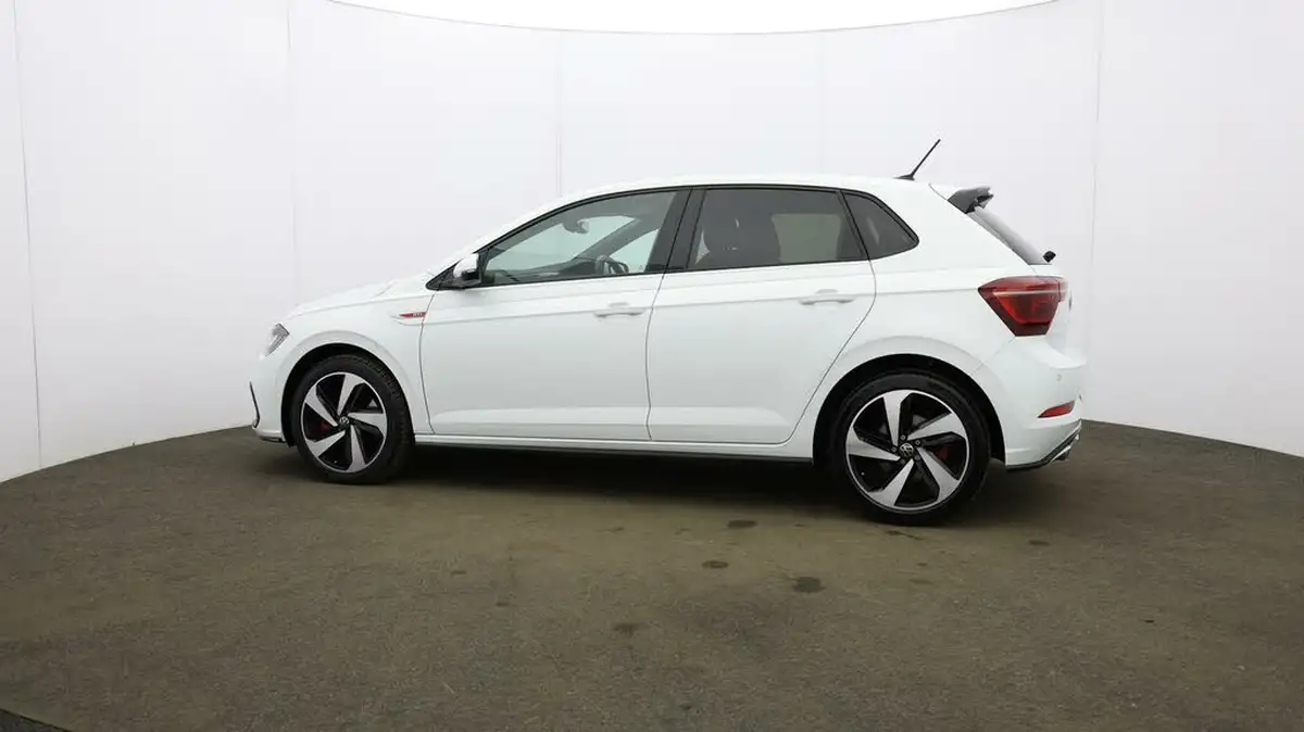 2023-volkswagen-polo-big-66