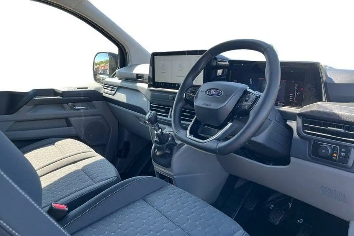 2023-ford-transit-custom-20tdci-300-l1h1-limited-136pseu6e-panel-van-1996cc-big-13