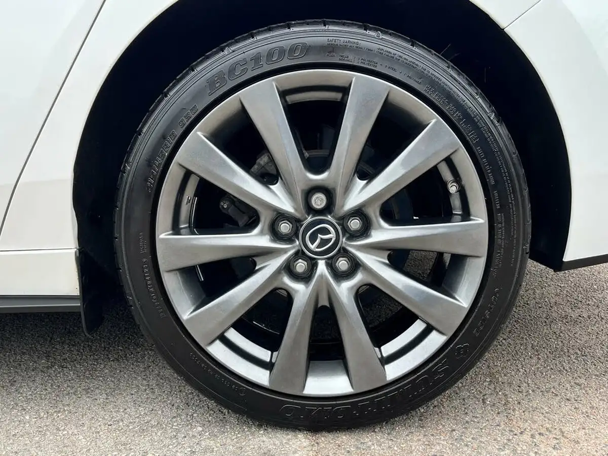 2022-mazda-mazda3-20-sport-lux-186ps-saloon-4d-big-5