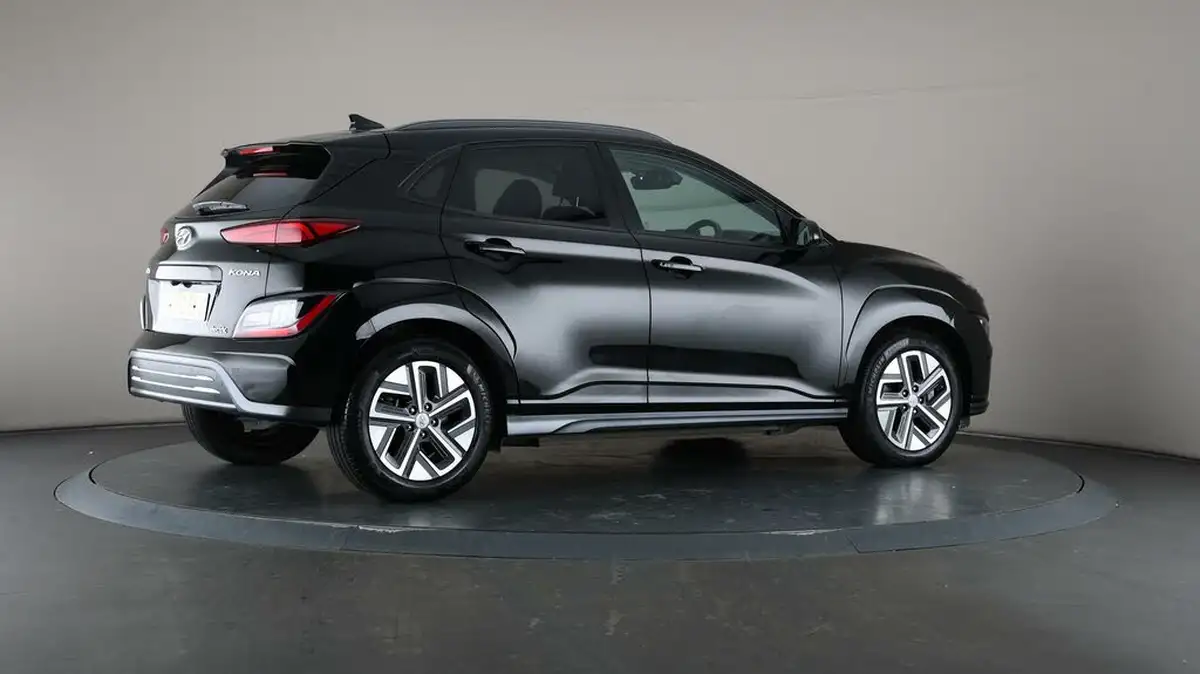 2022-hyundai-kona-e-premium-204ps-64kwh-7kw-obc-big-64